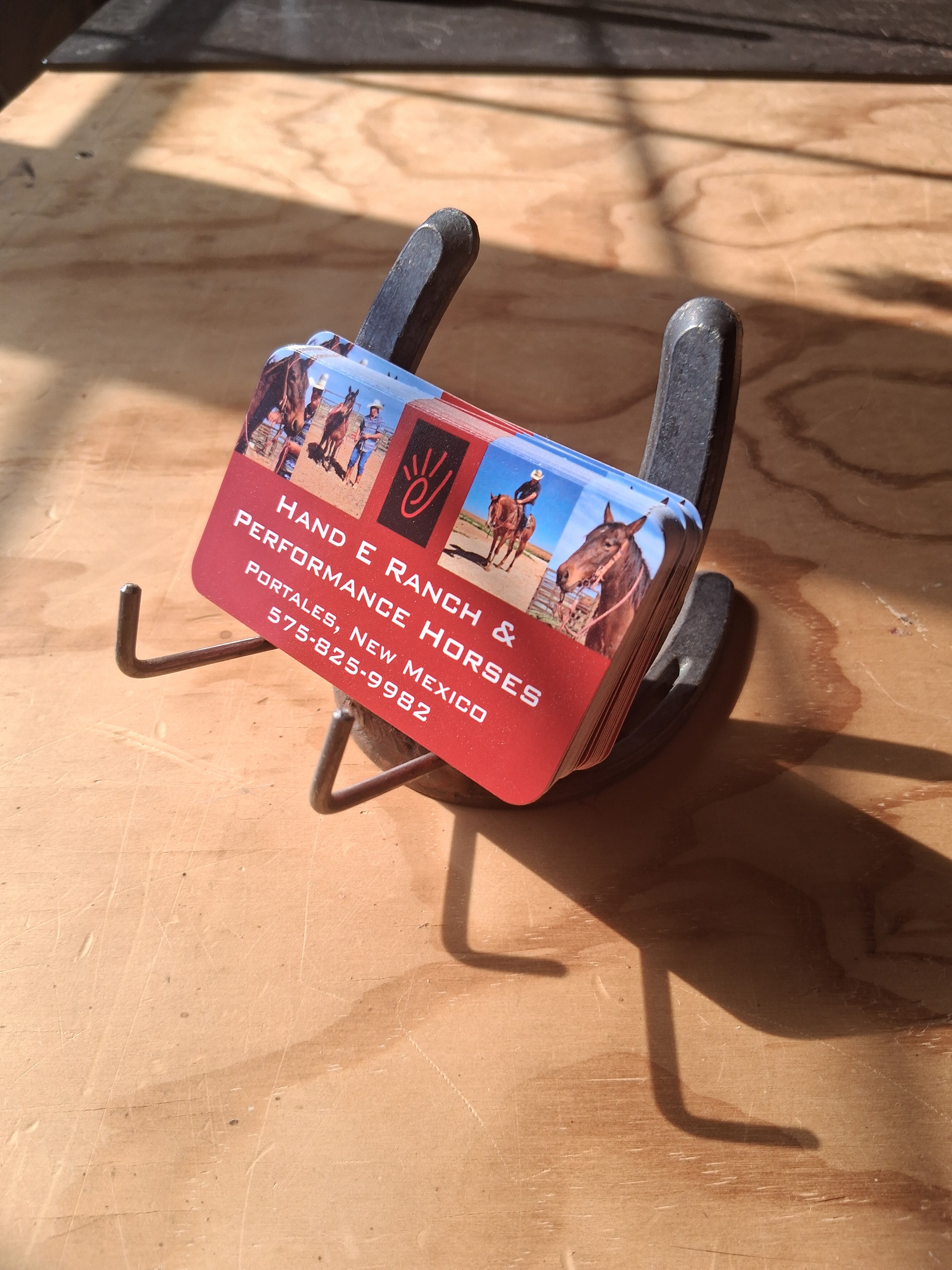 Horseshoe Business Card/Phone Holder
