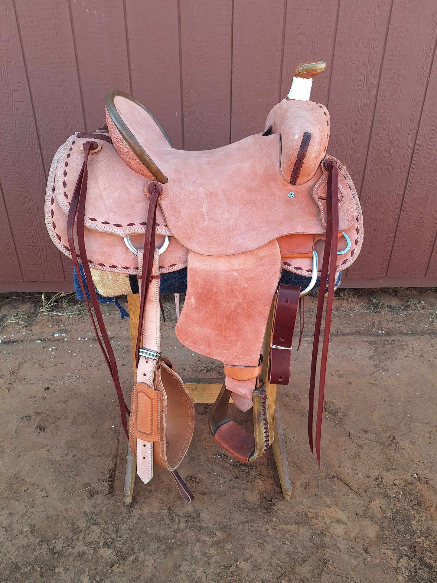 15" Lena's Saddle Tack Rig