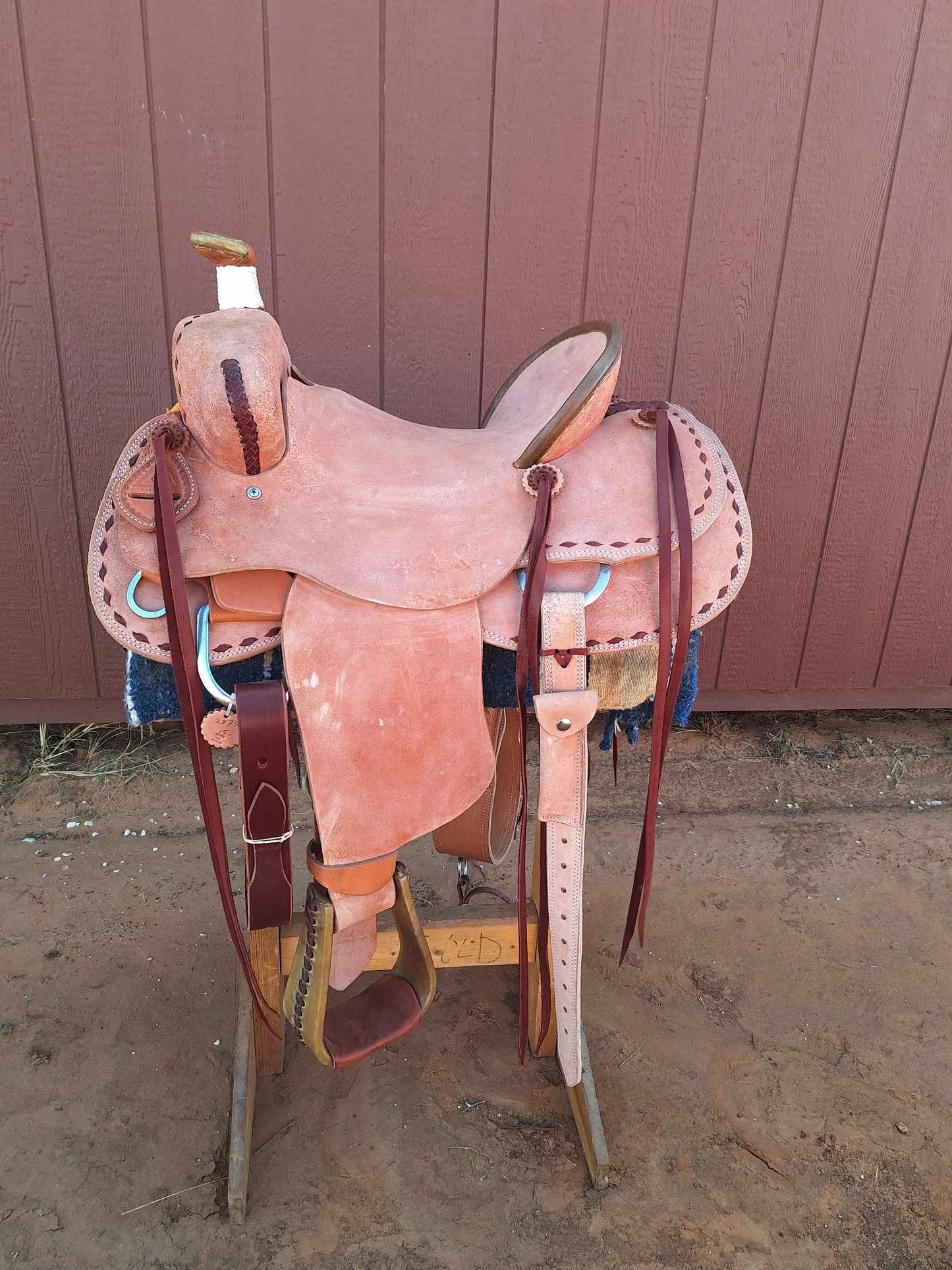15" Lena's Saddle Tack Rig